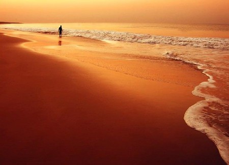 ΒΑΔΙΖΟΥΜΕ ΣΤΗΝ ΟΔΟ ΤΗΣ ΑΛΗΘΕΙΑΣ.